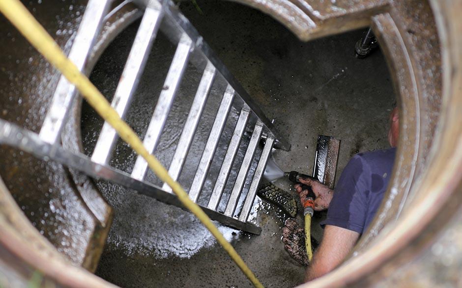 comment déboucher un lavabo Saint-Denis